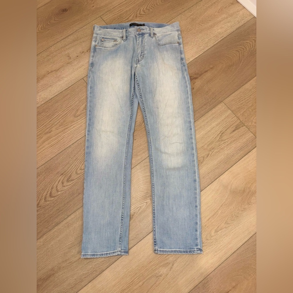 J. Crew Men's Faded Blue Straight Jeans 31x30